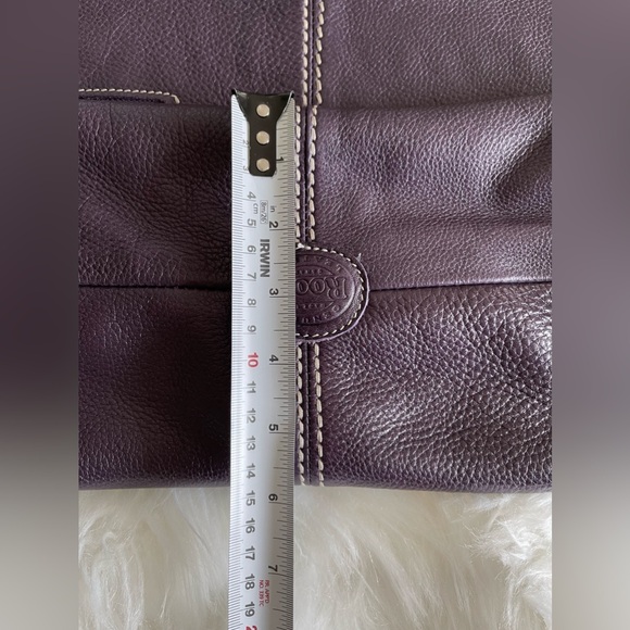 ROOTS Large Purple Leather Shoulder Bag - Picture 16 of 16